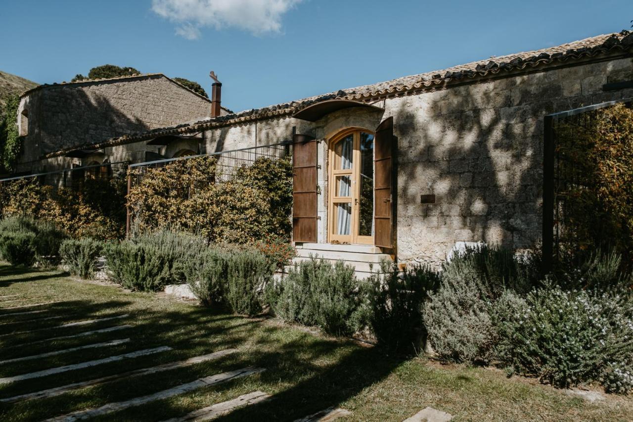 Susafa Vallelunga Pratameno Bagian luar foto